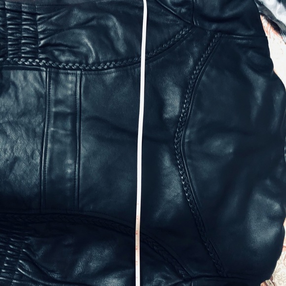 Heavy Duty Leather motorcycle jacket. Worn twice - Picture 8 of 8